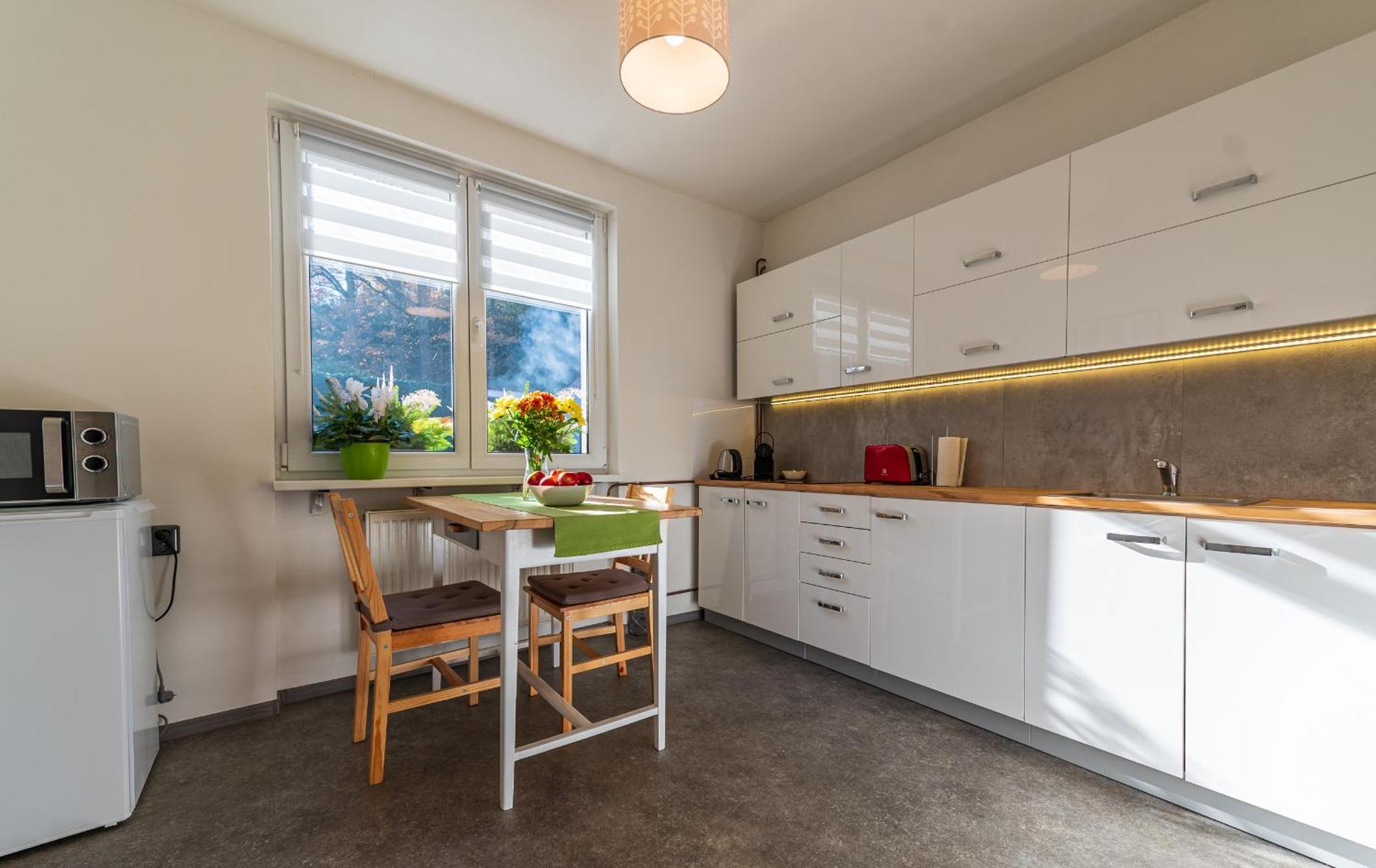 Ubytovani Na Samote - Apartman U Tesaru Komarice Exteriör bild
