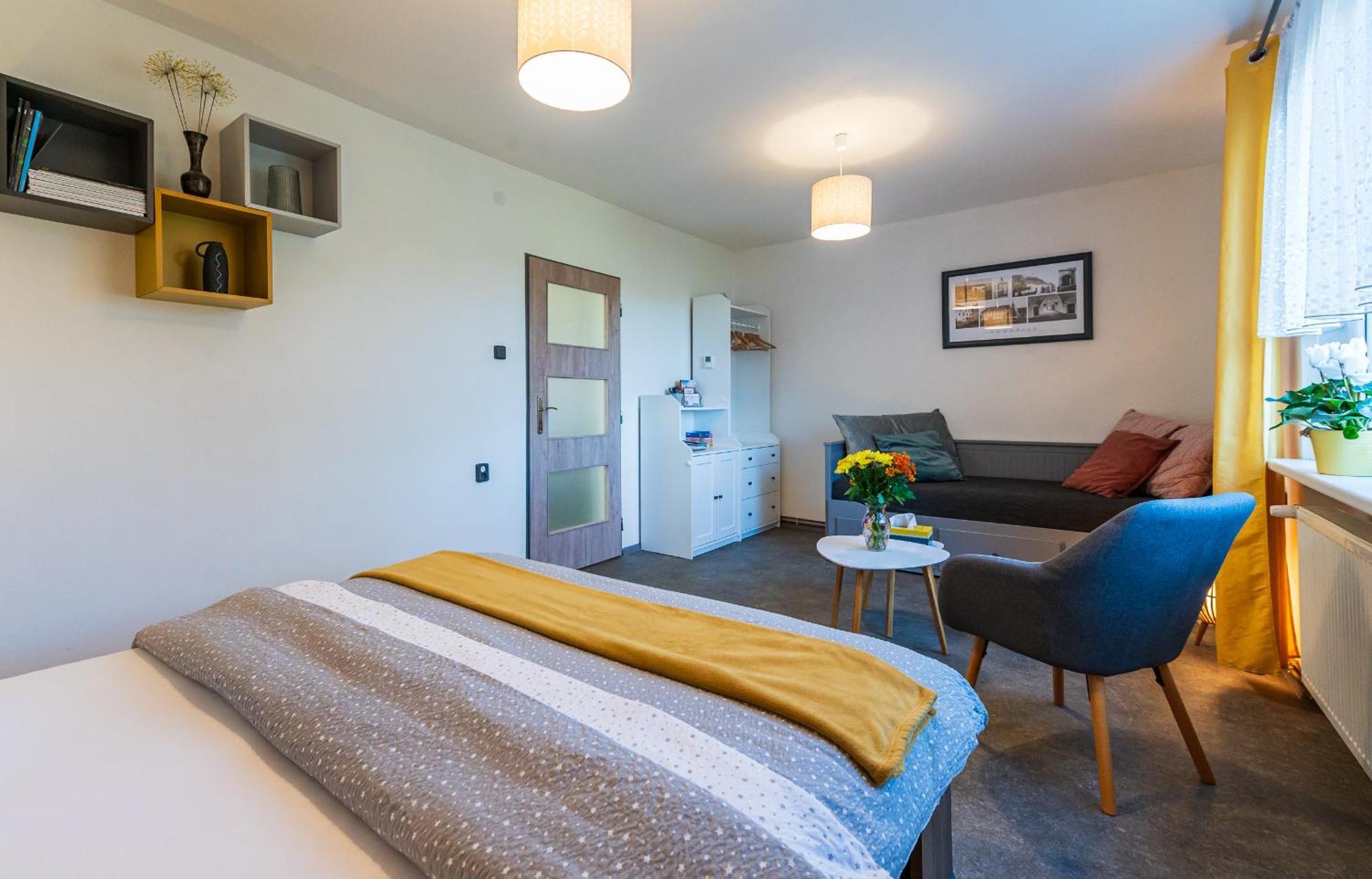 Ubytovani Na Samote - Apartman U Tesaru Komarice Exteriör bild